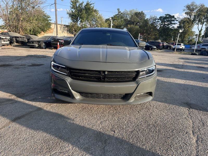 Used 2018 Dodge Charger SXT Plus RWD image 1