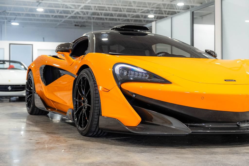 Used 2019 McLaren 600LT RWD image 9