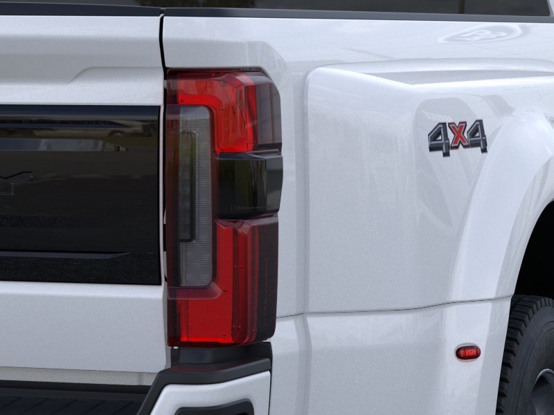 New 2025 Ford F450 Platinum AWD/4WD image 23