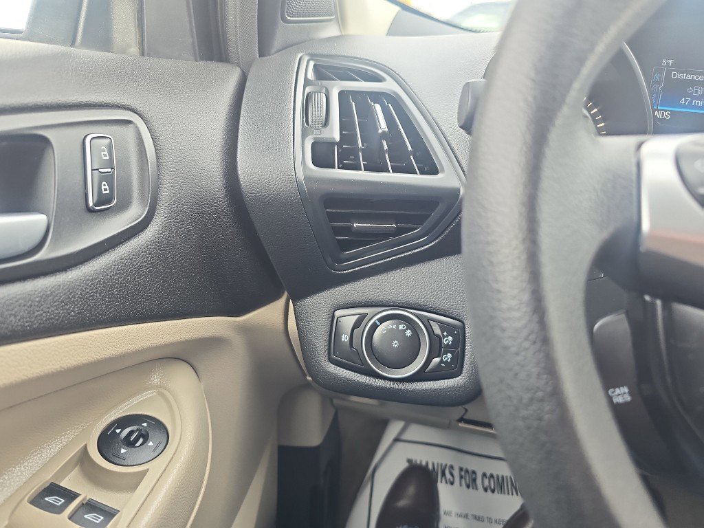 Used 2015 Ford Escape SE w/ Equipment Group 201A image 21