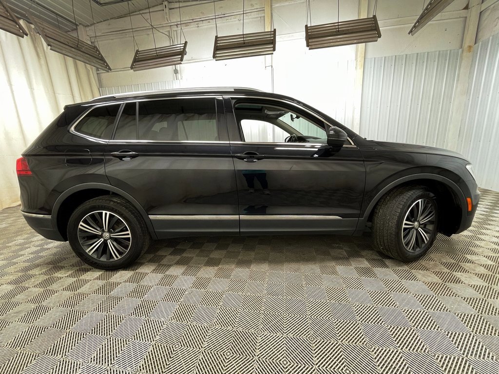 Used 2018 Volkswagen Tiguan SEL image 18