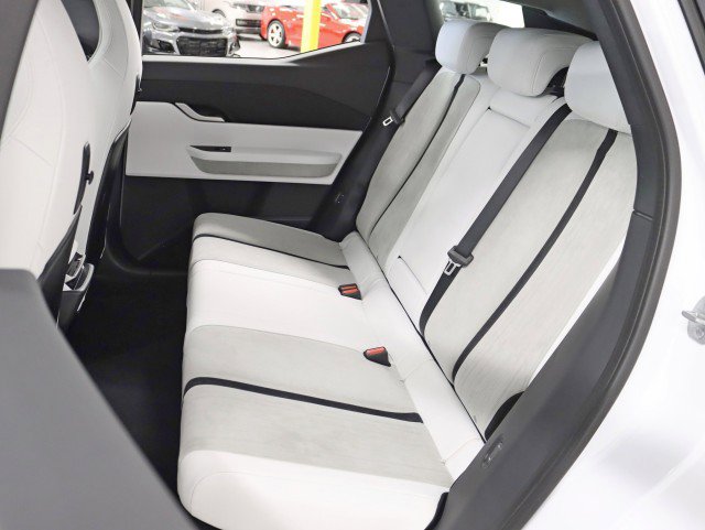 Used 2023 Fisker Ocean Extreme image 30