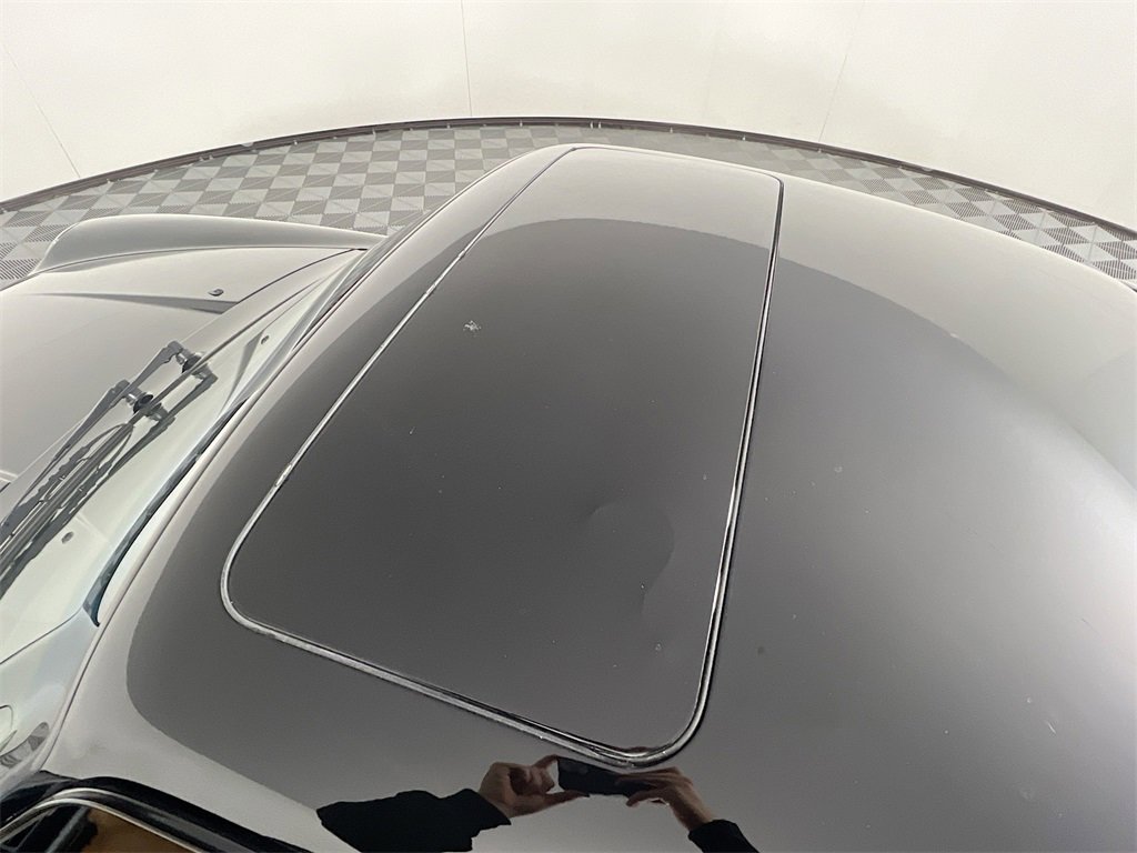 Used 1998 Porsche 911 Carrera 4S image 14