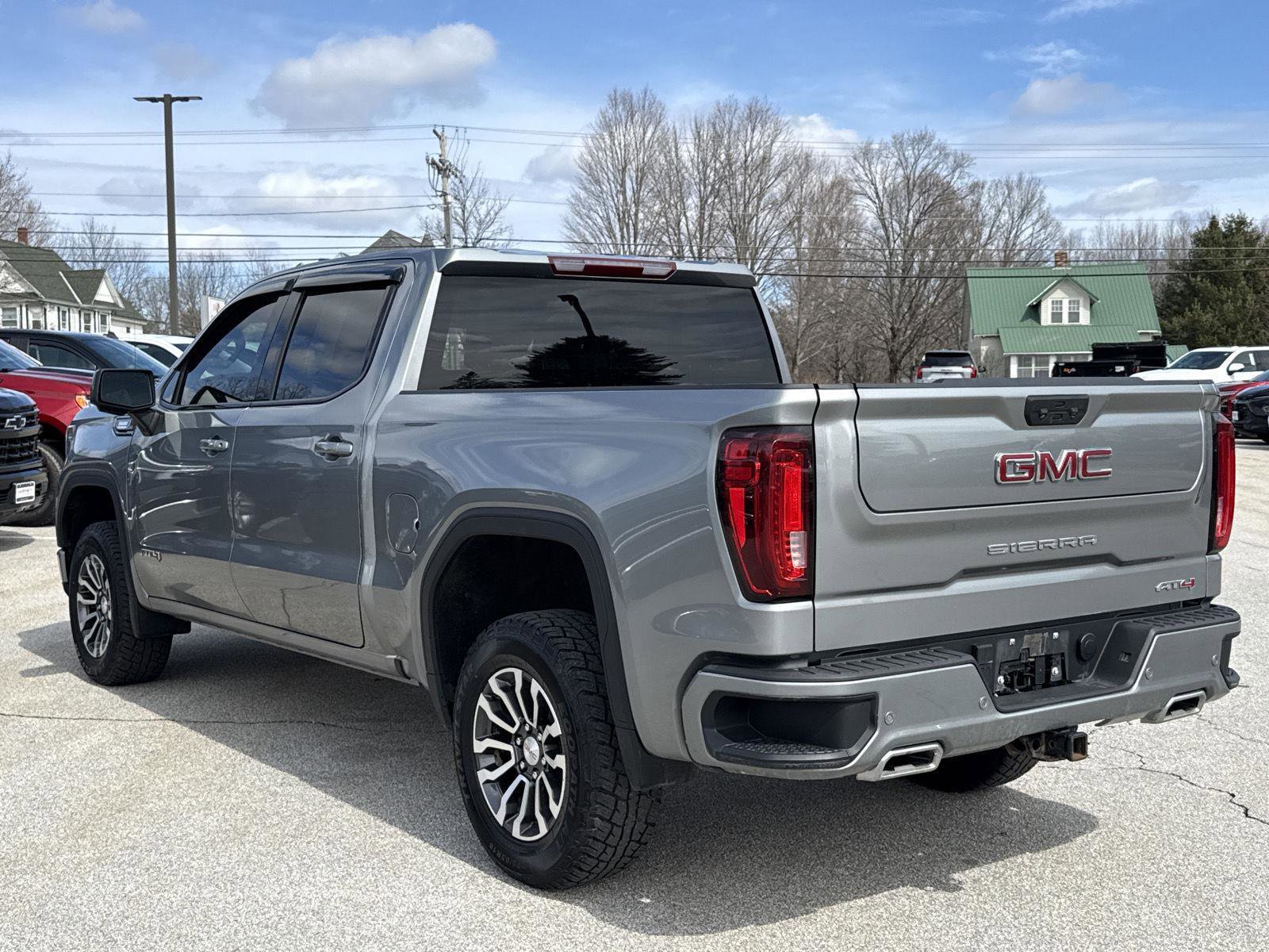 Used 2023 GMC Sierra 1500 AT4 image 5