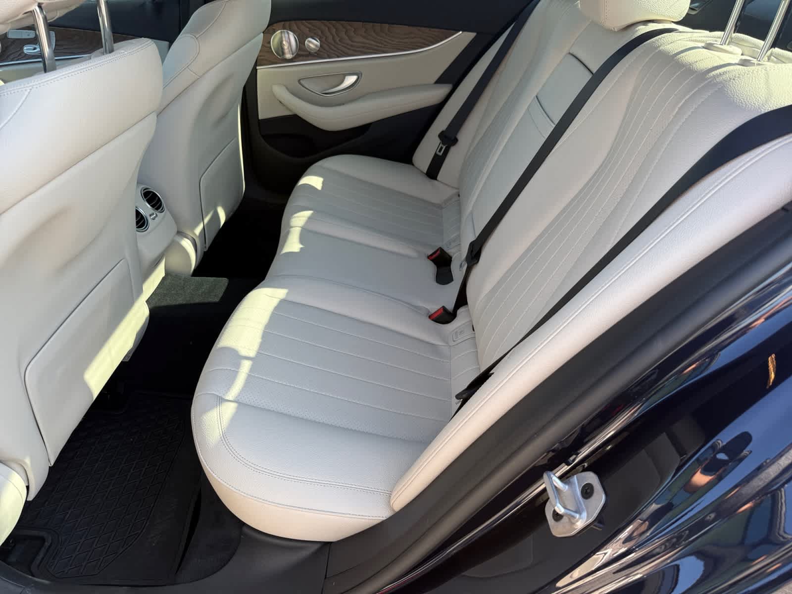 Certified 2023 Mercedes-Benz E 350 4MATIC Sedan image 11