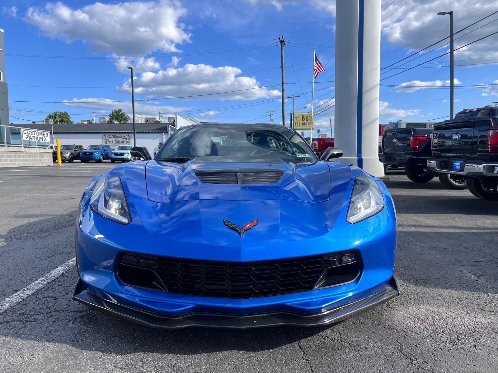 Used 2016 Chevrolet Corvette Z06 w/ Z07 Performance Package RWD image 2