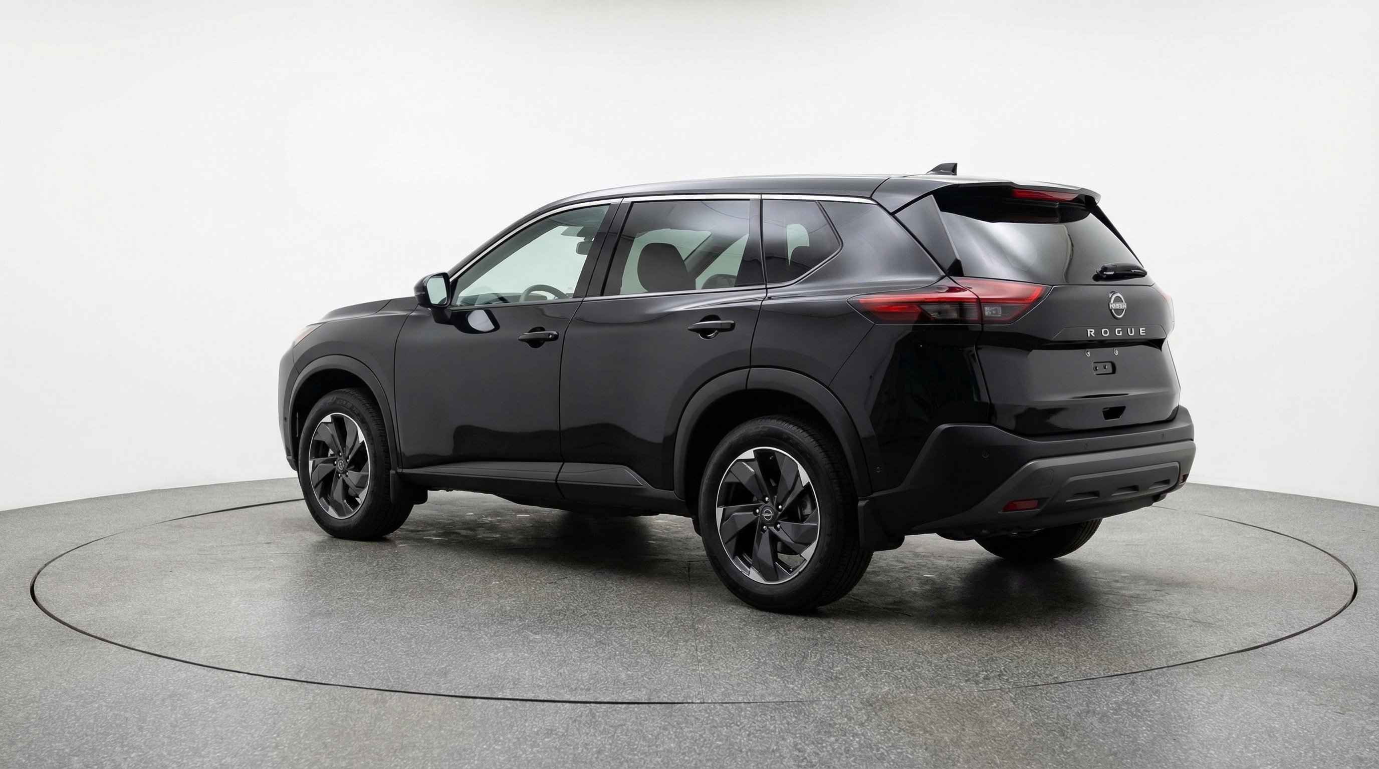 Used 2025 Nissan Rogue SV image 6