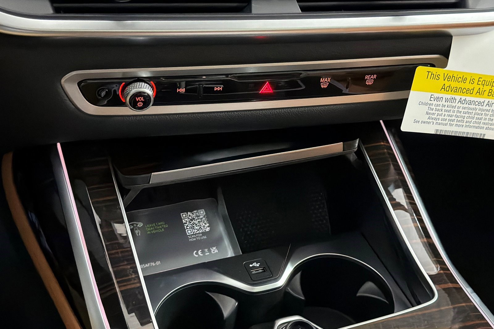 New 2026 BMW X7 xDrive40i w/ Premium Package image 18