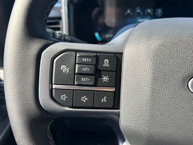 New 2026 Ford F350 Lariat w/ Black Appearance Package image 25