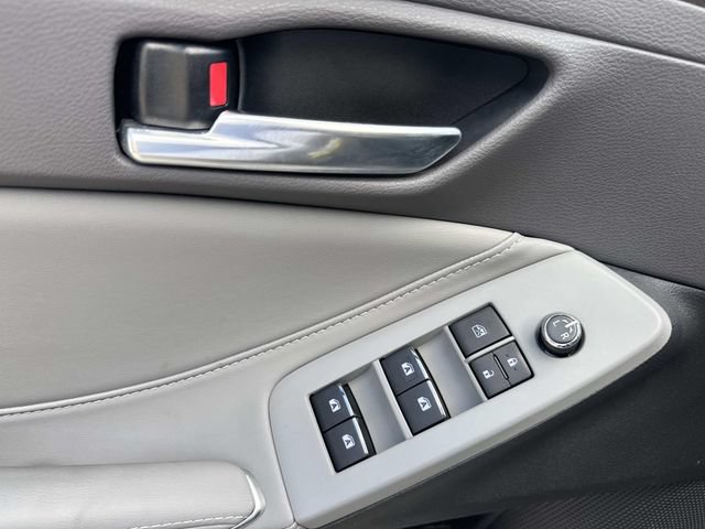 Used 2020 Toyota Avalon XLE FWD image 19