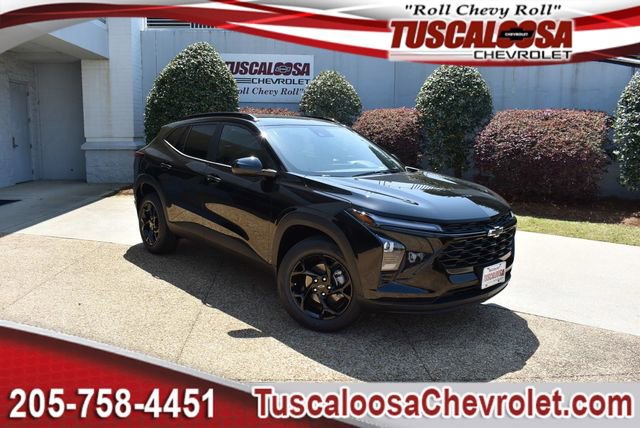 New 2026 Chevrolet Trax LT w/ Midnight Edition FWD image 1