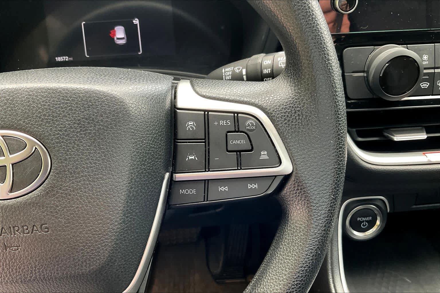 Used 2025 Toyota Grand Highlander AWD Hybrid image 22