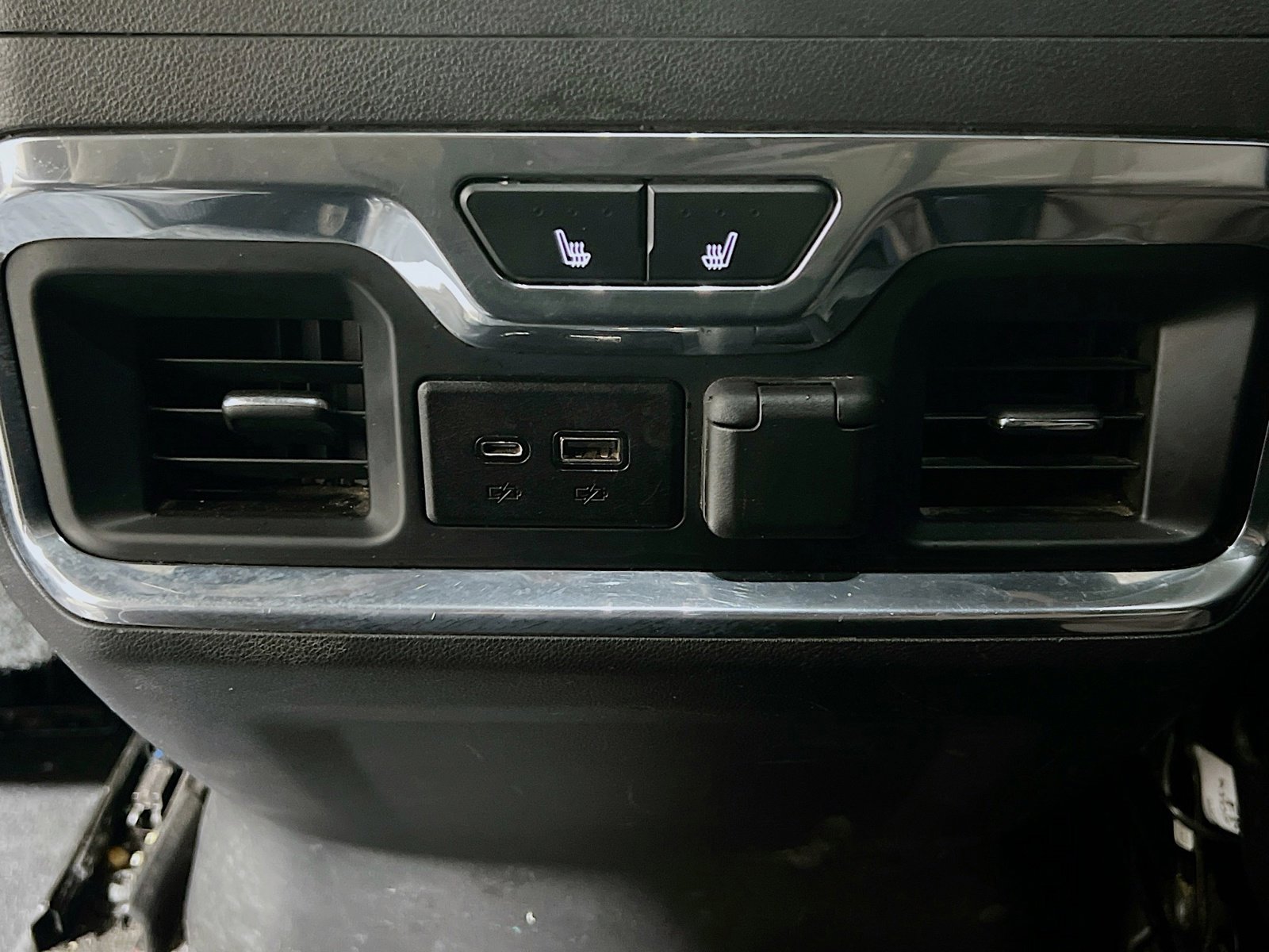 Used 2019 GMC Sierra 1500 SLT AWD/4WD image 17