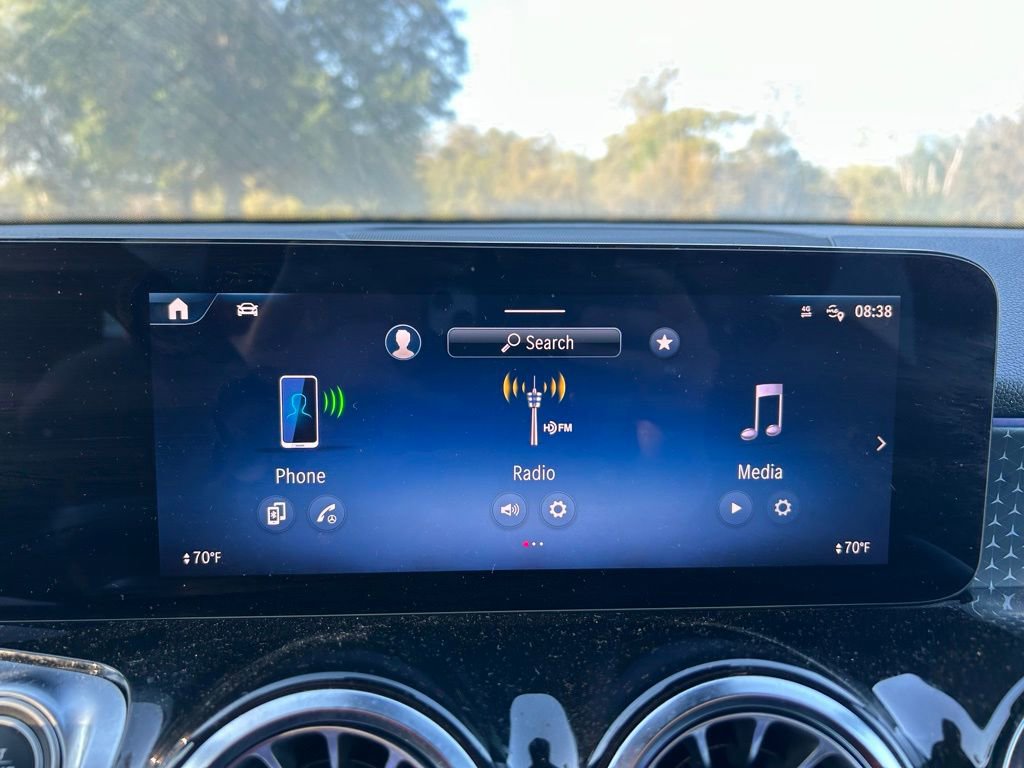 Used 2024 Mercedes-Benz GLB 250 image 24