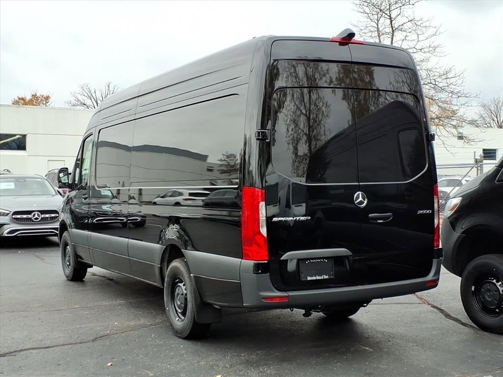 New 2026 Mercedes-Benz Sprinter 2500 image 3