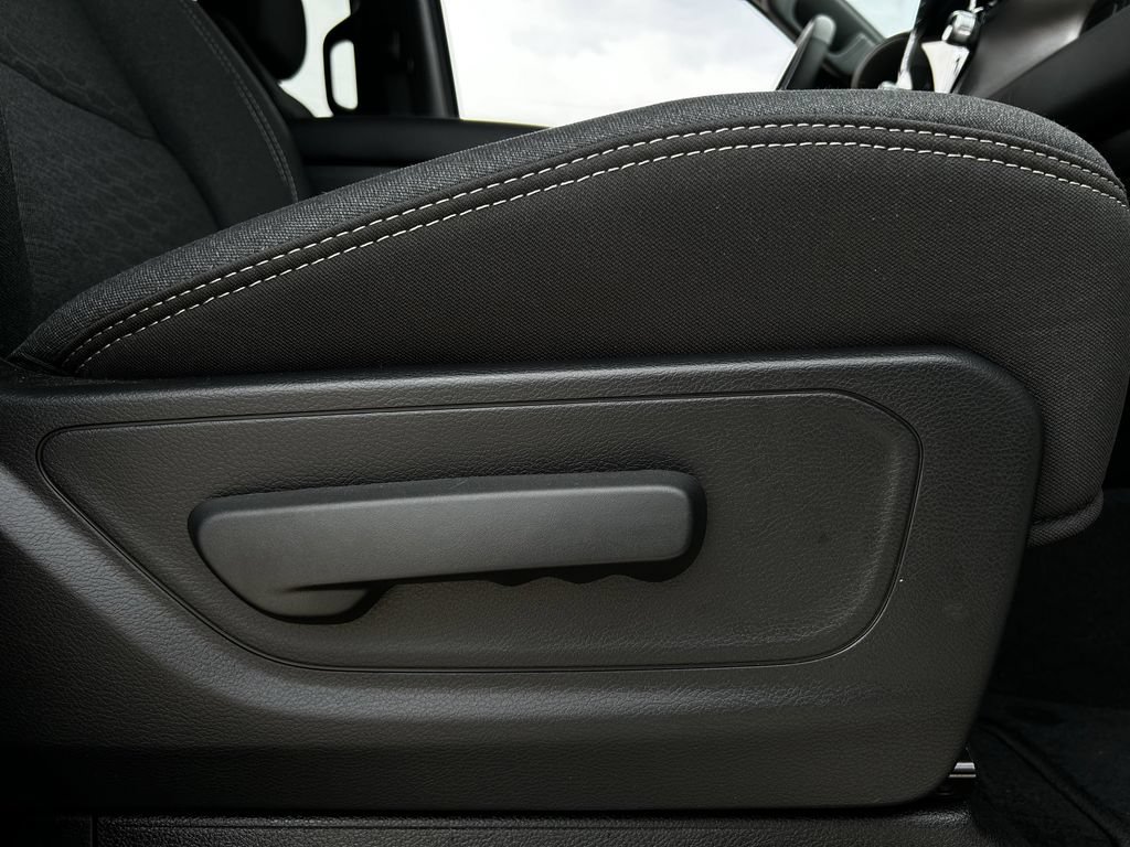 Used 2026 RAM 1500 Lone Star RWD image 32