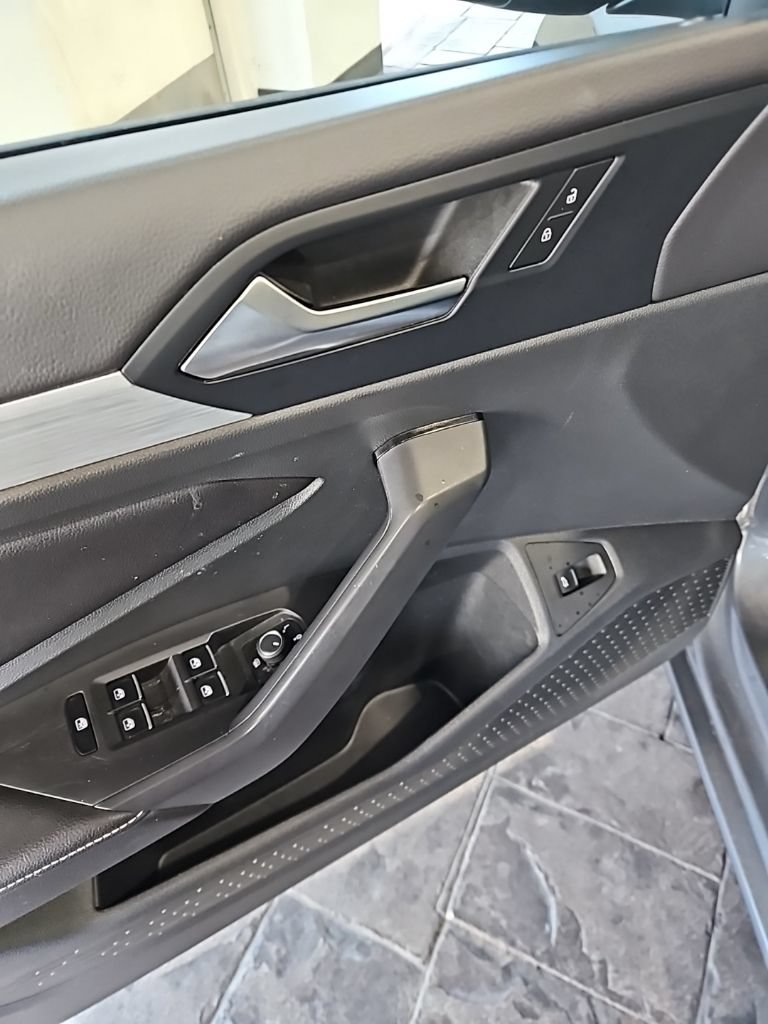 New 2025 Volkswagen Jetta S FWD image 24