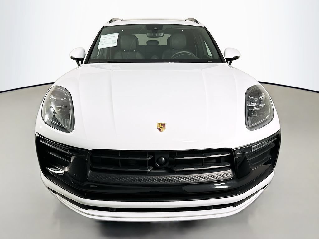 New 2025 Porsche Macan AWD/4WD image 6