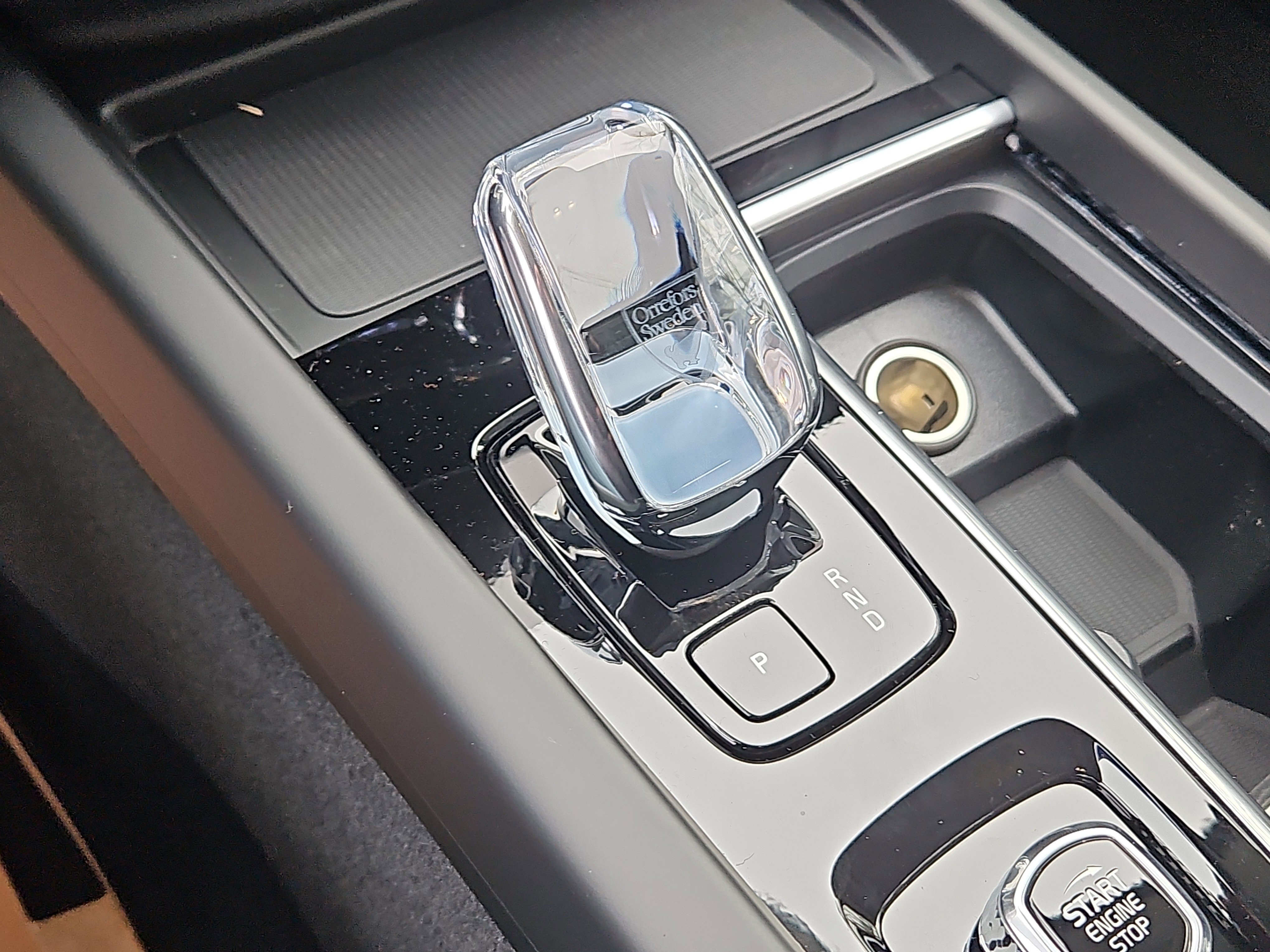 New 2026 Volvo XC60 T8 Ultra w/ Protection Package Premier image 18