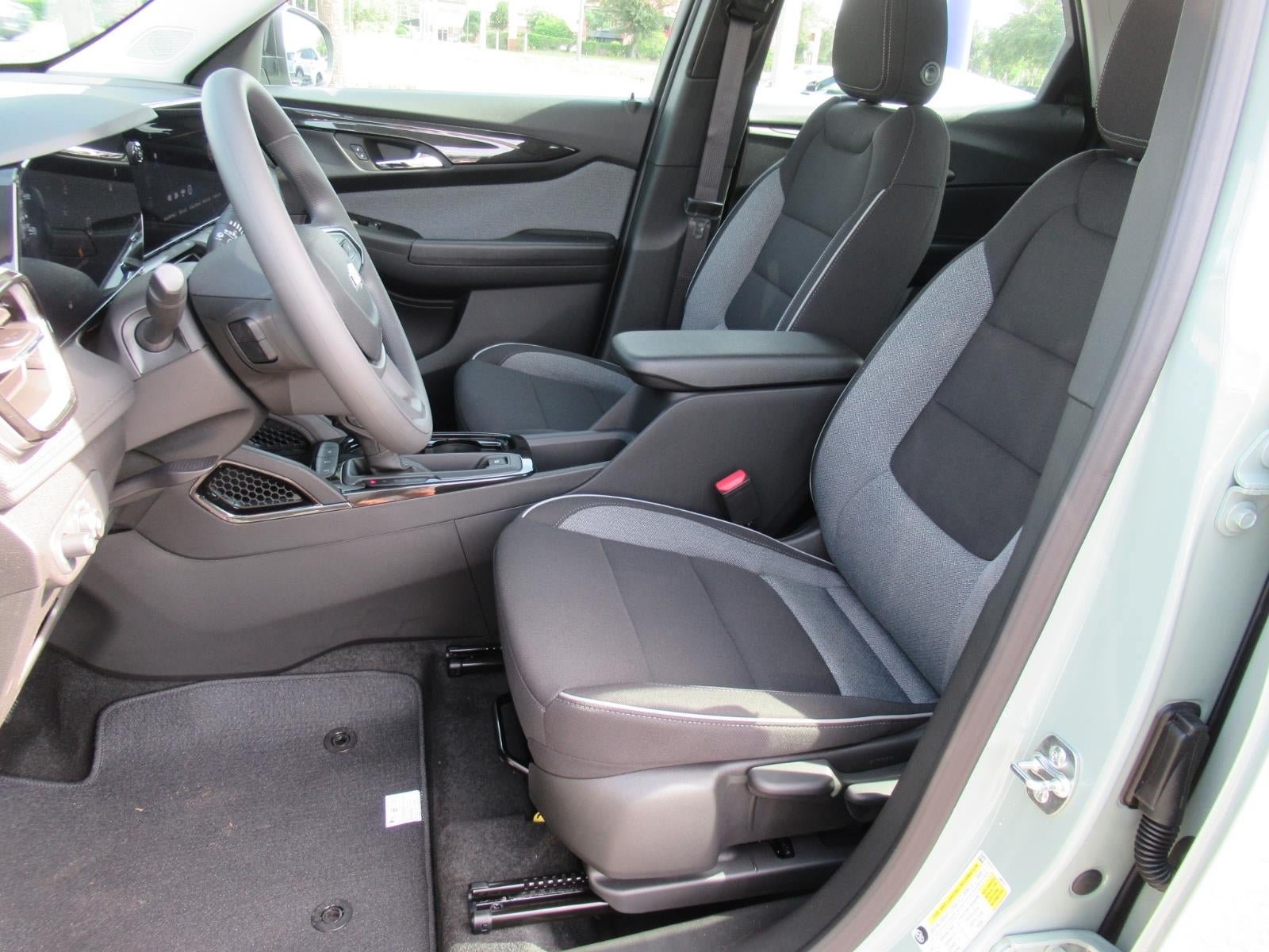 New 2026 Chevrolet TrailBlazer LS w/ LS Confidence Package FWD image 18