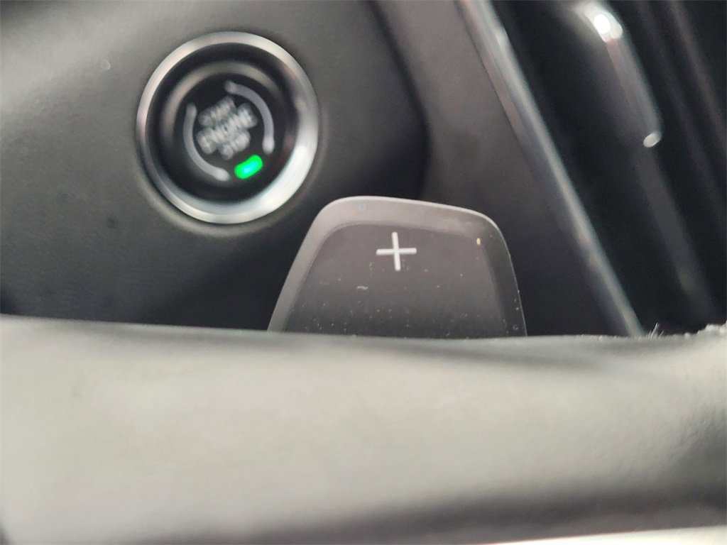 Used 2025 GMC Acadia Elevation image 25