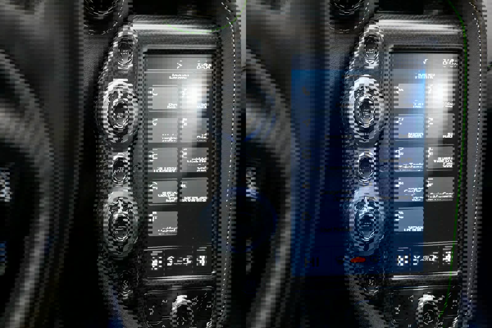 Used 2023 McLaren 720S Performance image 33