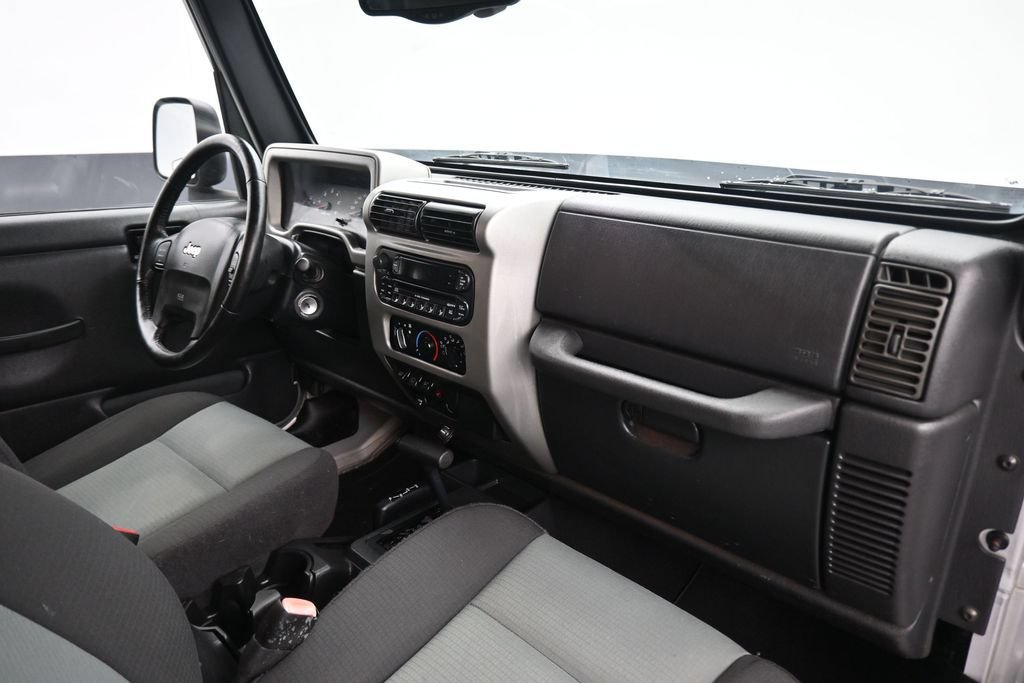 Used 2006 Jeep Wrangler Unlimited AWD/4WD image 29