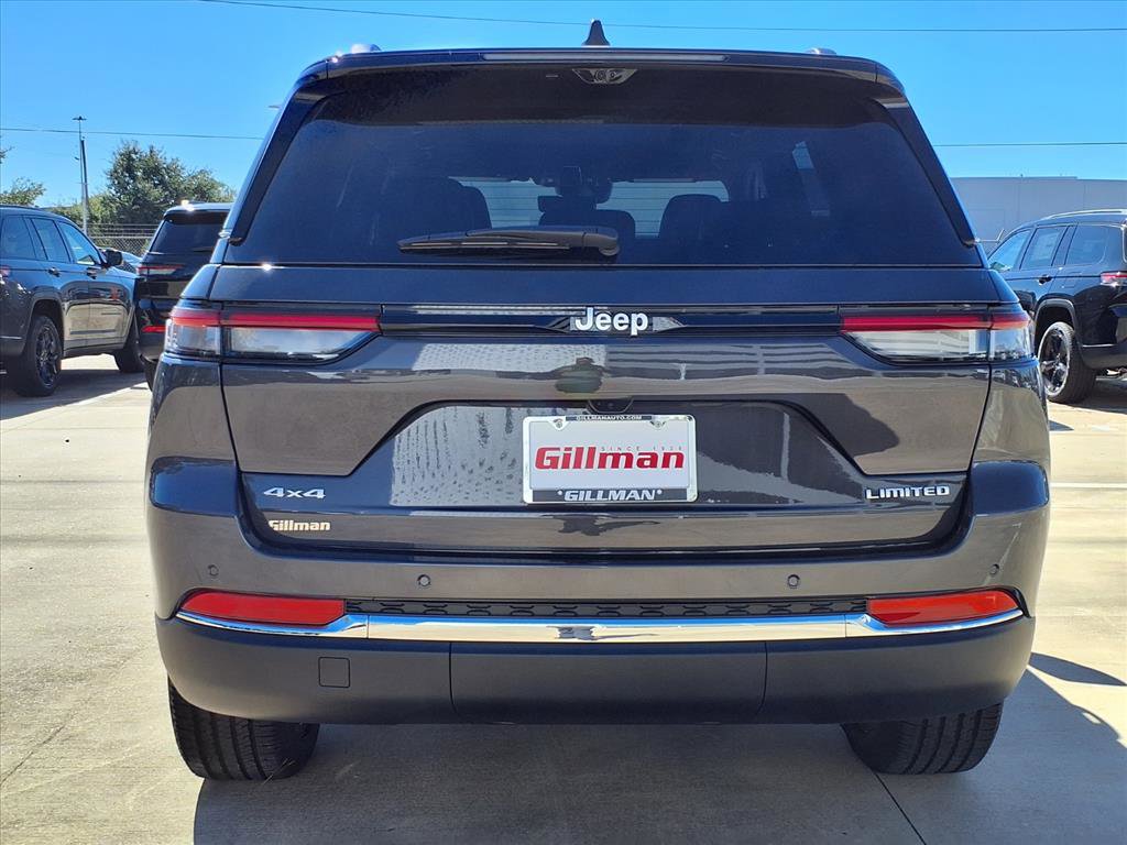 New 2025 Jeep Grand Cherokee Limited w/ Luxury Tech Group II AWD/4WD image 17