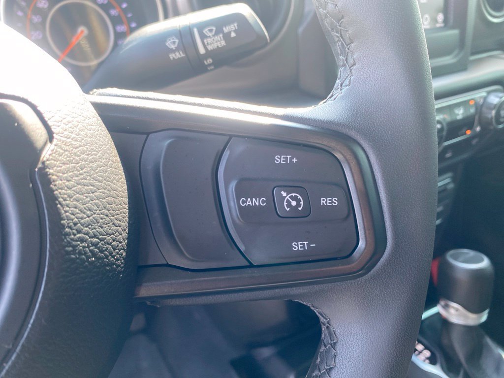 Used 2023 Jeep Gladiator Sport AWD/4WD image 29