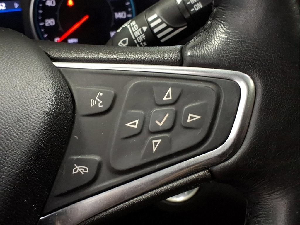 Used 2020 Chevrolet Equinox Premier AWD/4WD image 19