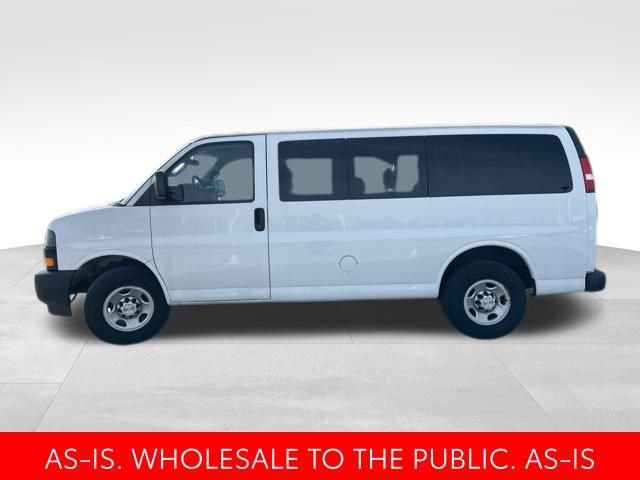 Used 2019 Chevrolet Express 2500 LS w/ Driver Convenience Package RWD image 5