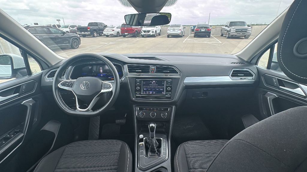 Used 2023 Volkswagen Tiguan S image 21