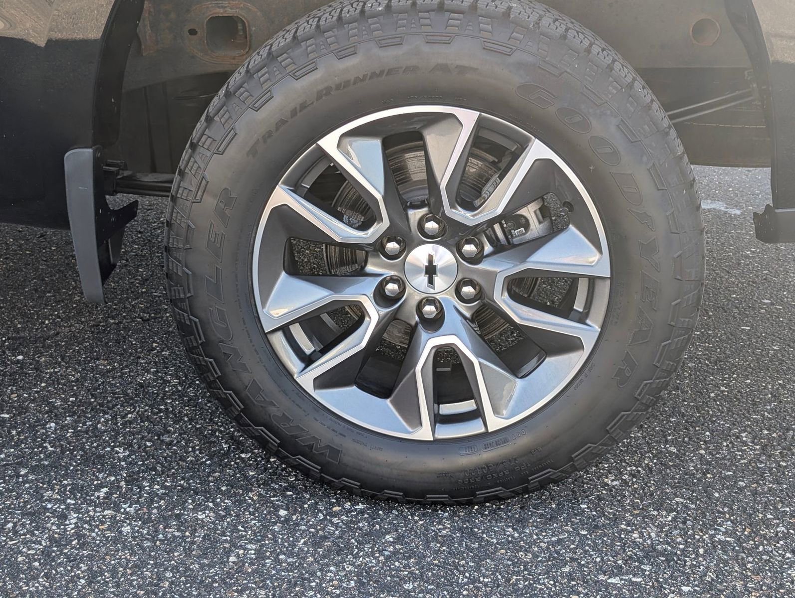 Used 2023 Chevrolet Silverado 1500 RST image 38