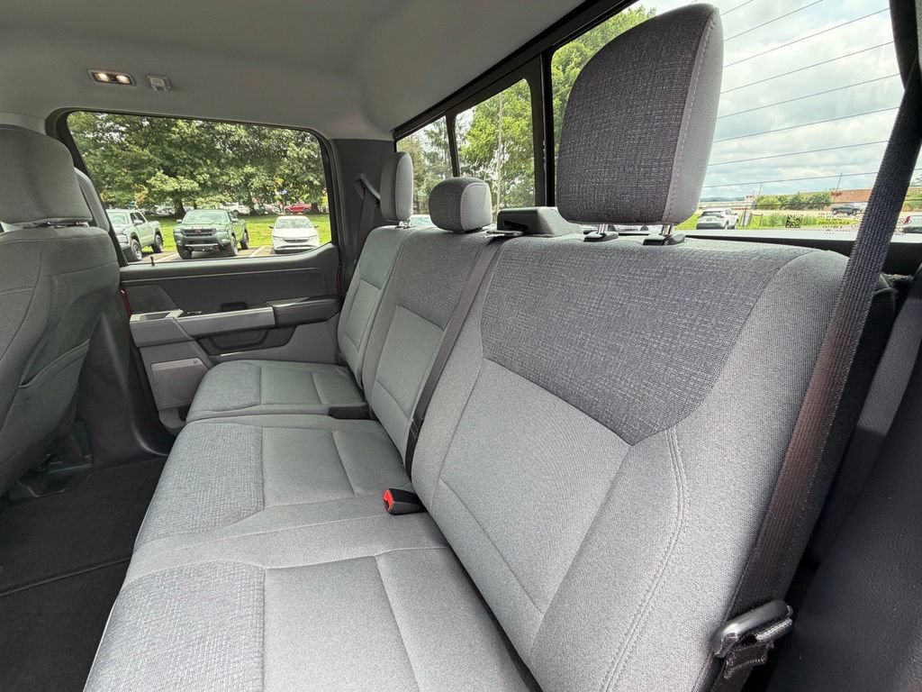 Used 2025 Ford F150 XLT w/ Equipment Group 303A High AWD/4WD image 8