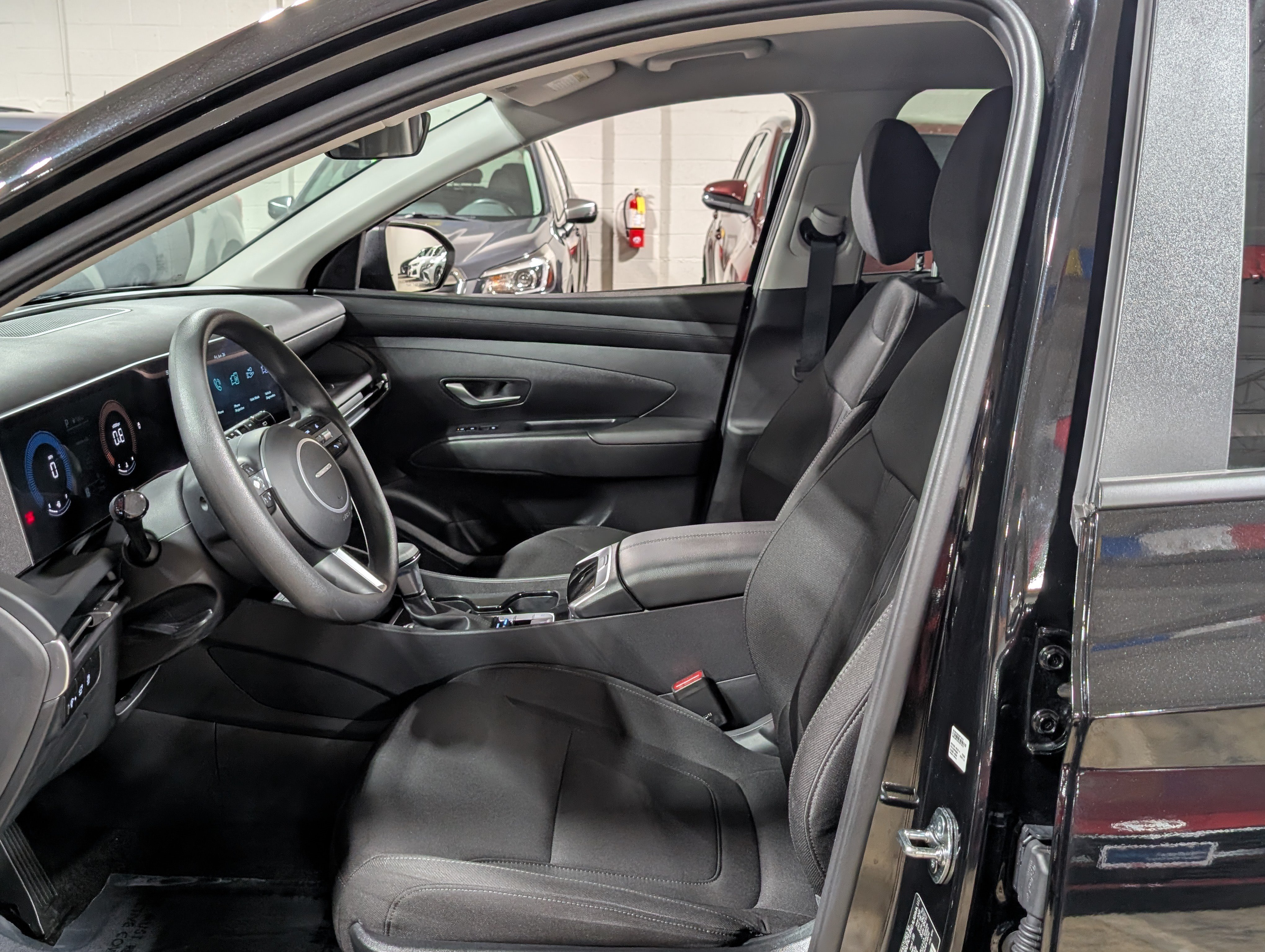 Used 2026 Hyundai Tucson SEL FWD image 15