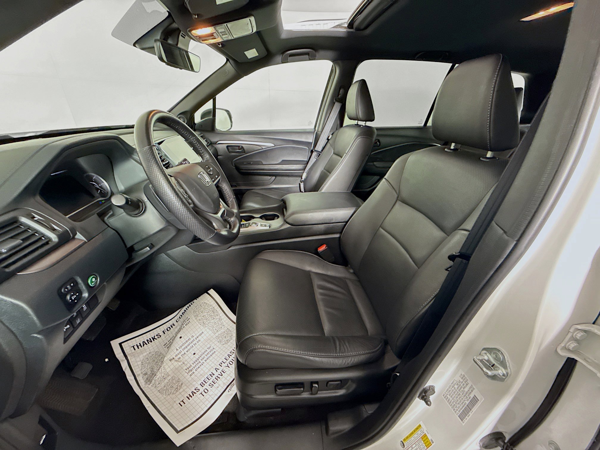 Used 2024 Honda Passport EX-L image 11