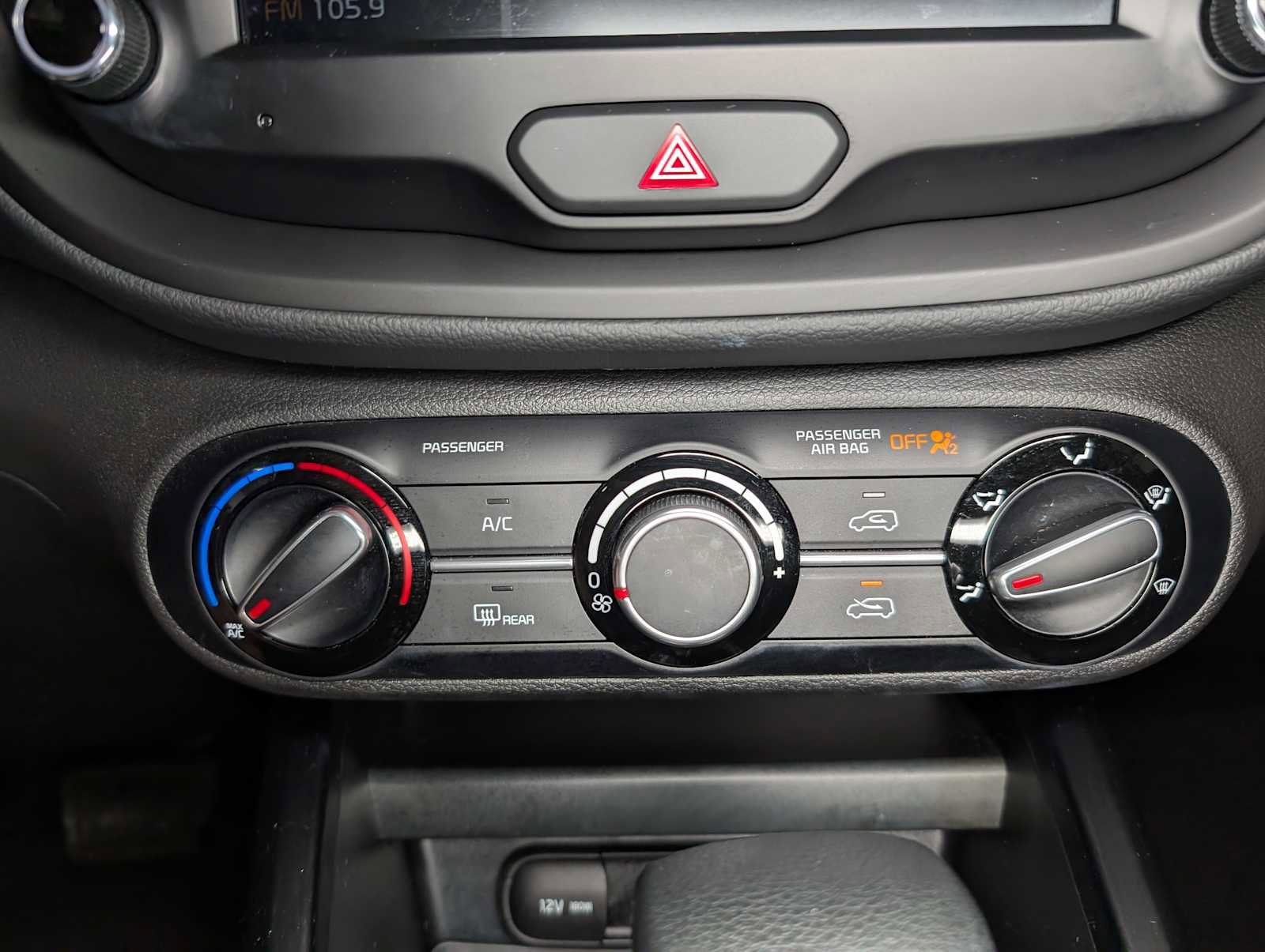 Certified 2023 Kia Soul LX w/ LX Technology Package image 28