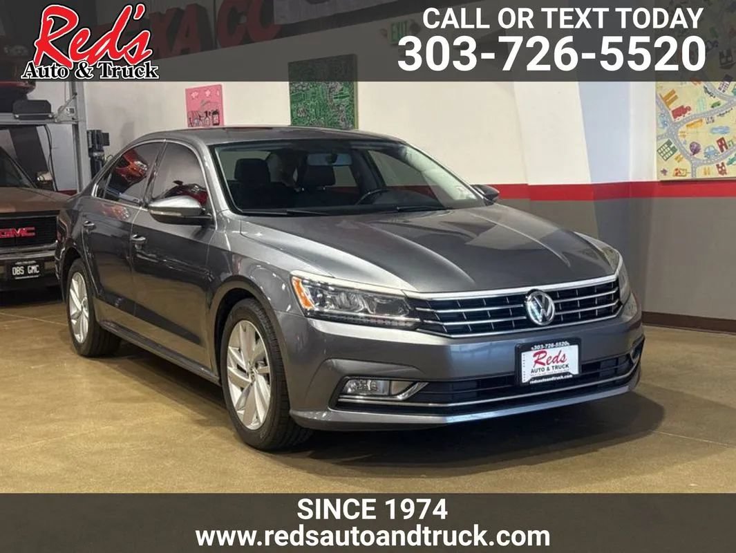 Used 2018 Volkswagen Passat 2.0T SE FWD image 1
