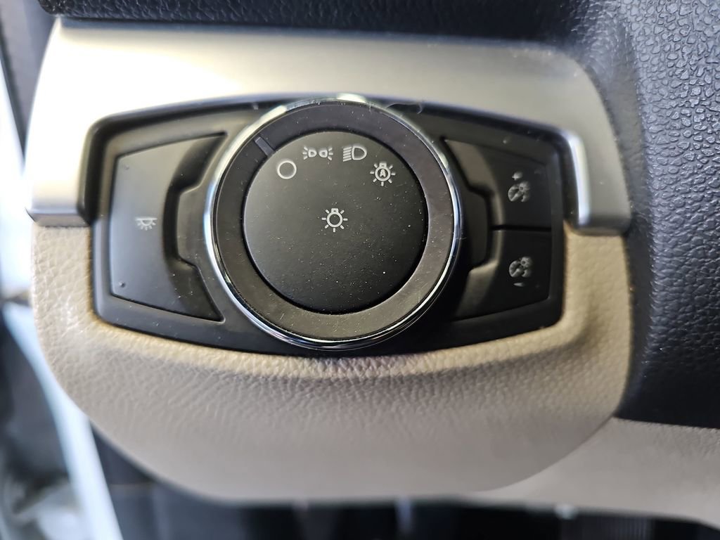 Used 2018 Ford Explorer FWD image 23