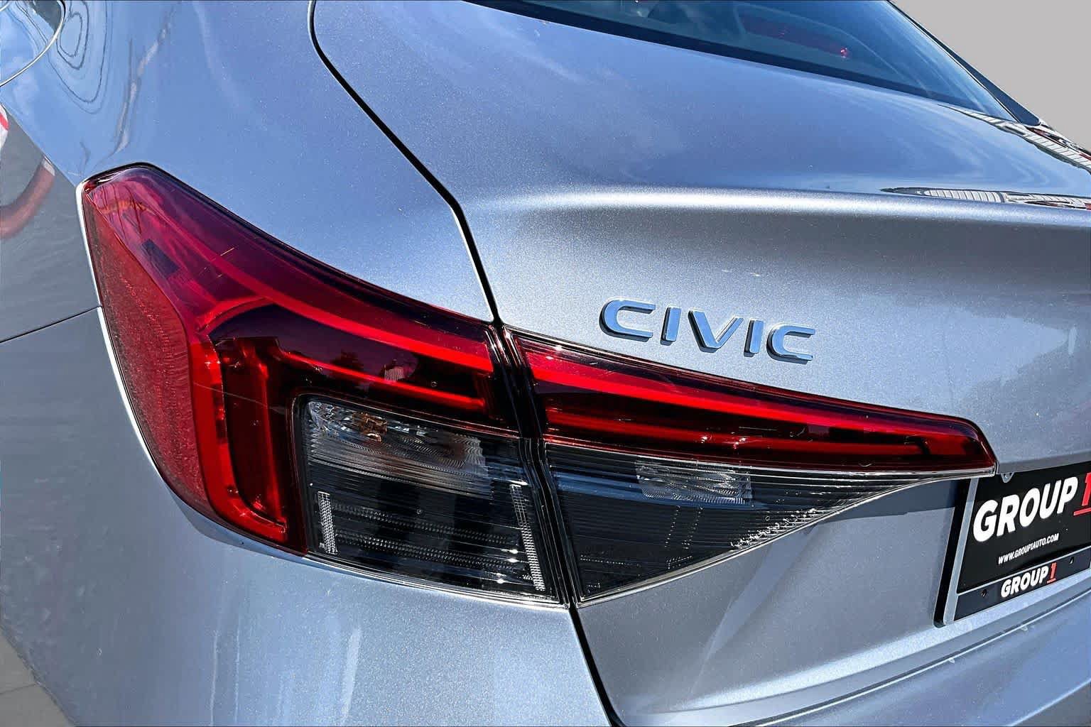 Used 2023 Honda Civic Sport image 29