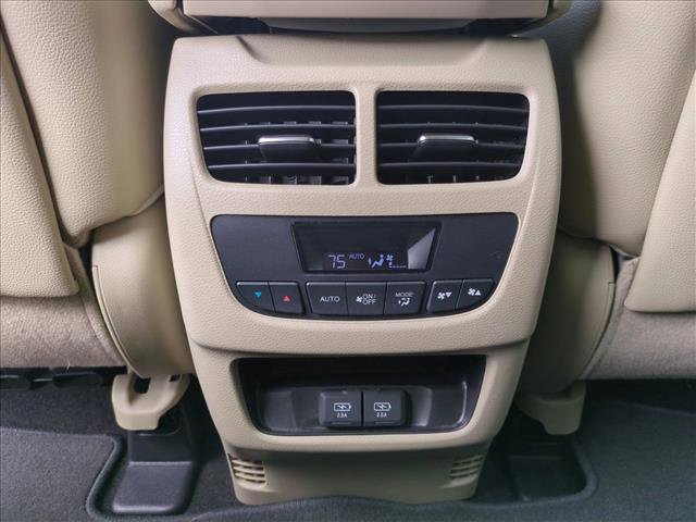Used 2020 Acura MDX FWD image 17