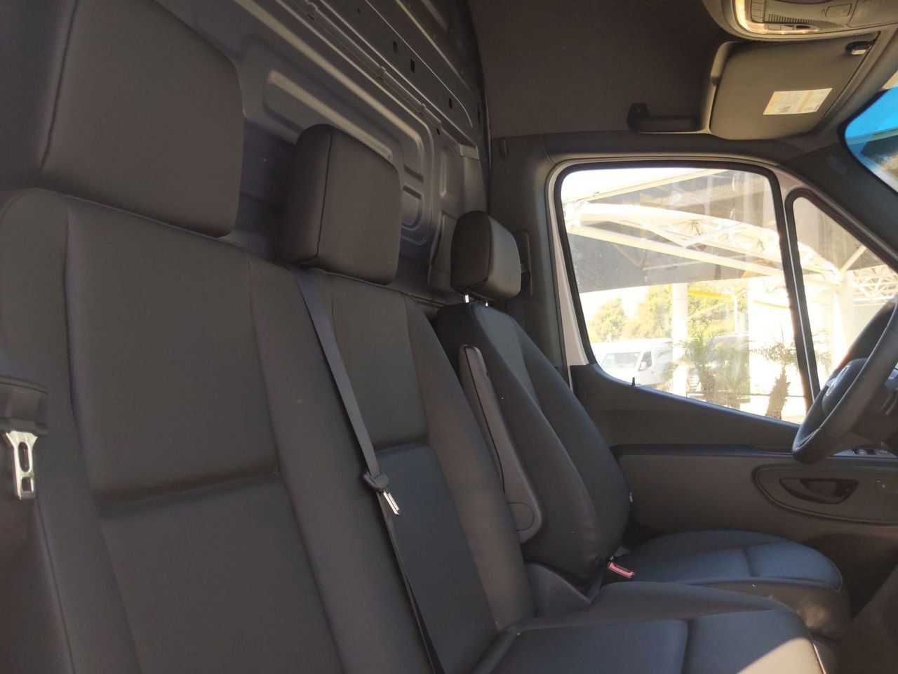 New 2025 Mercedes-Benz Sprinter 3500 image 9