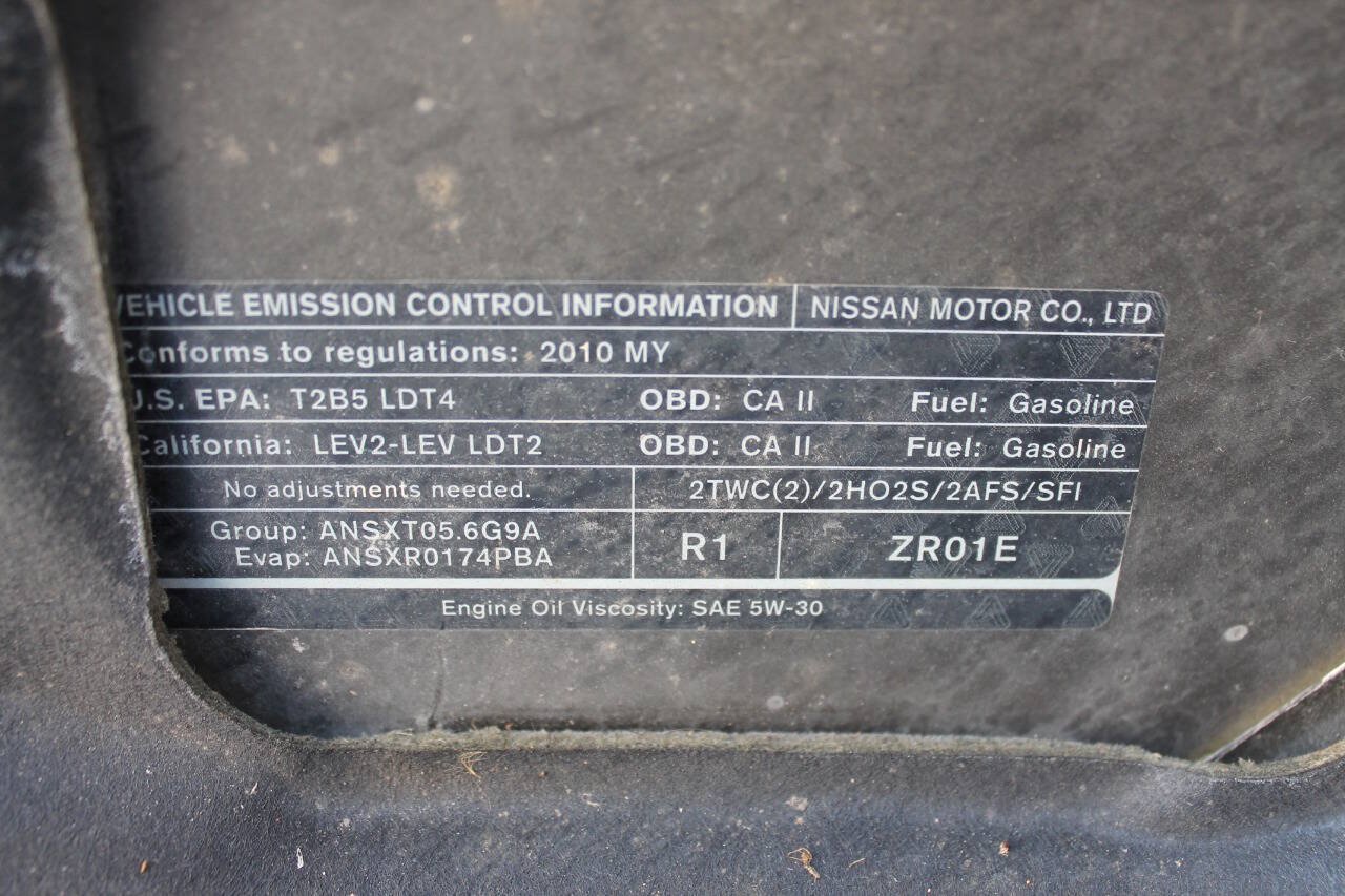 Used 2010 Nissan Titan SE RWD image 38