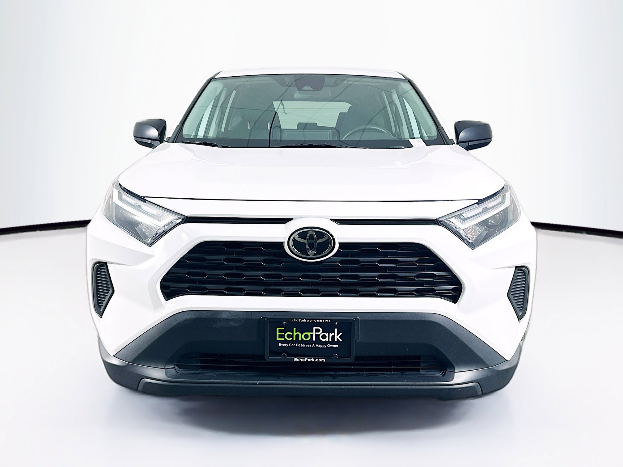 Used 2024 Toyota RAV4 LE image 2