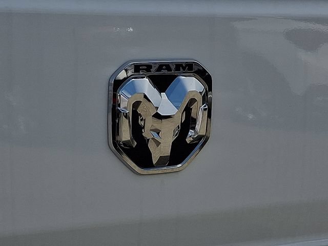 Used 2025 RAM ProMaster 2500 w/ U-Haul Equipment Group FWD image 32