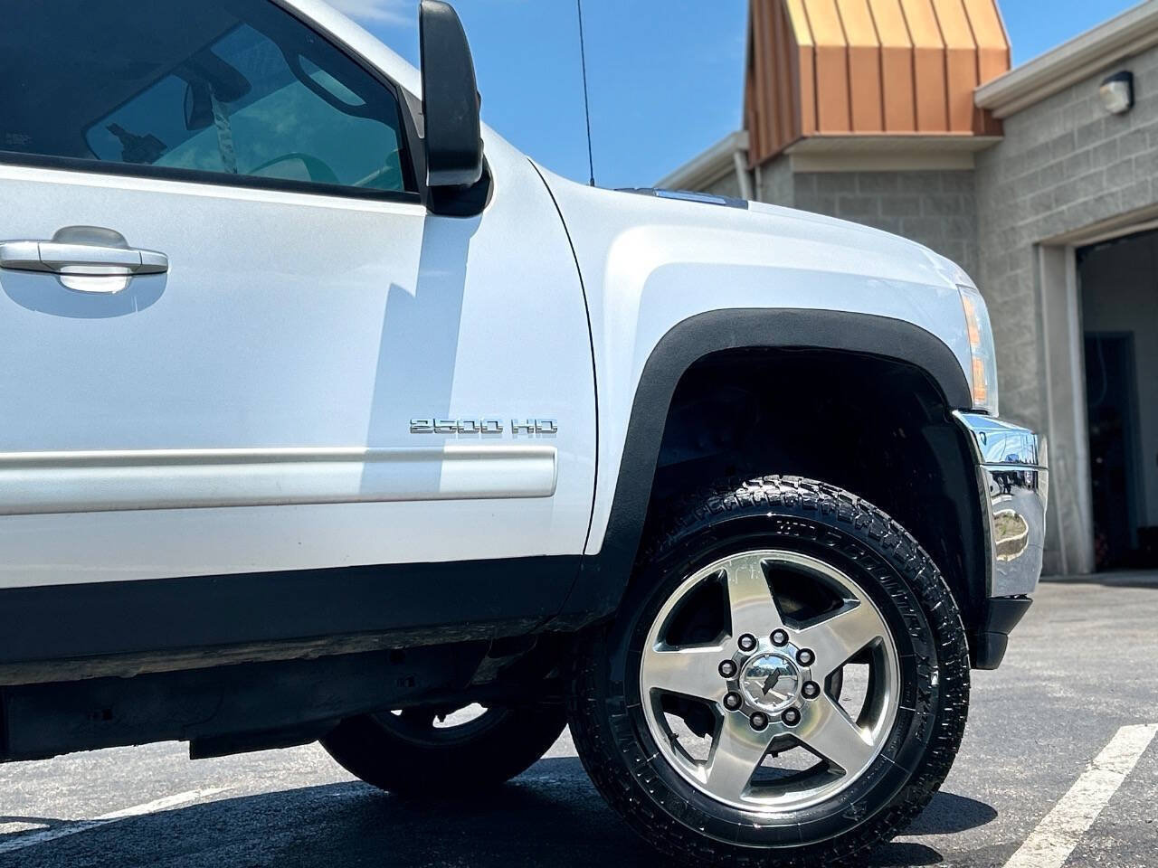 Used 2012 Chevrolet Silverado 2500 LTZ w/ LTZ Plus Package AWD/4WD image 4