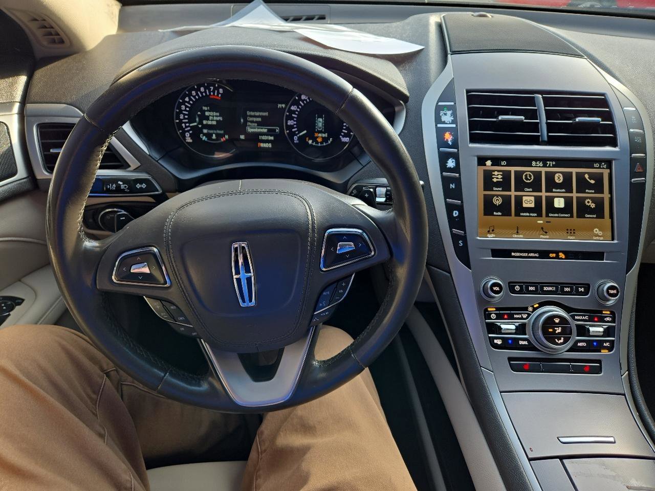 Used 2019 Lincoln MKZ Premiere AWD/4WD image 8