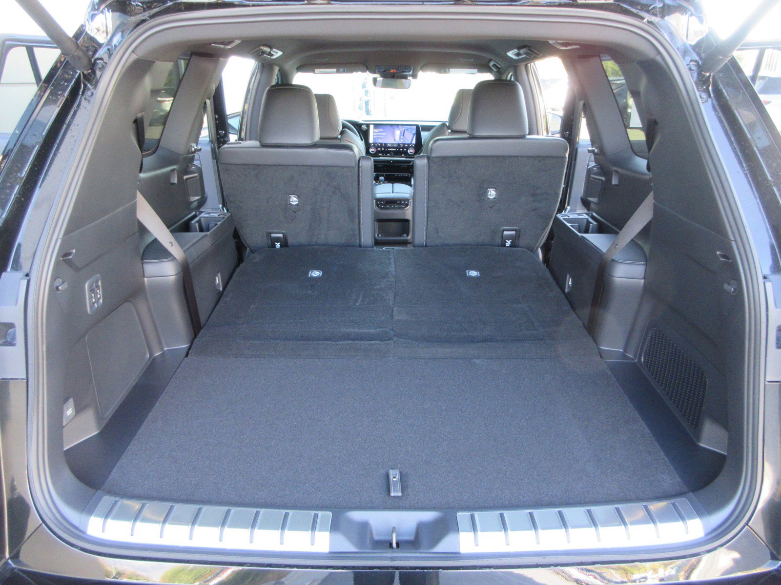 New 2026 Lexus TX 500h AWD image 58