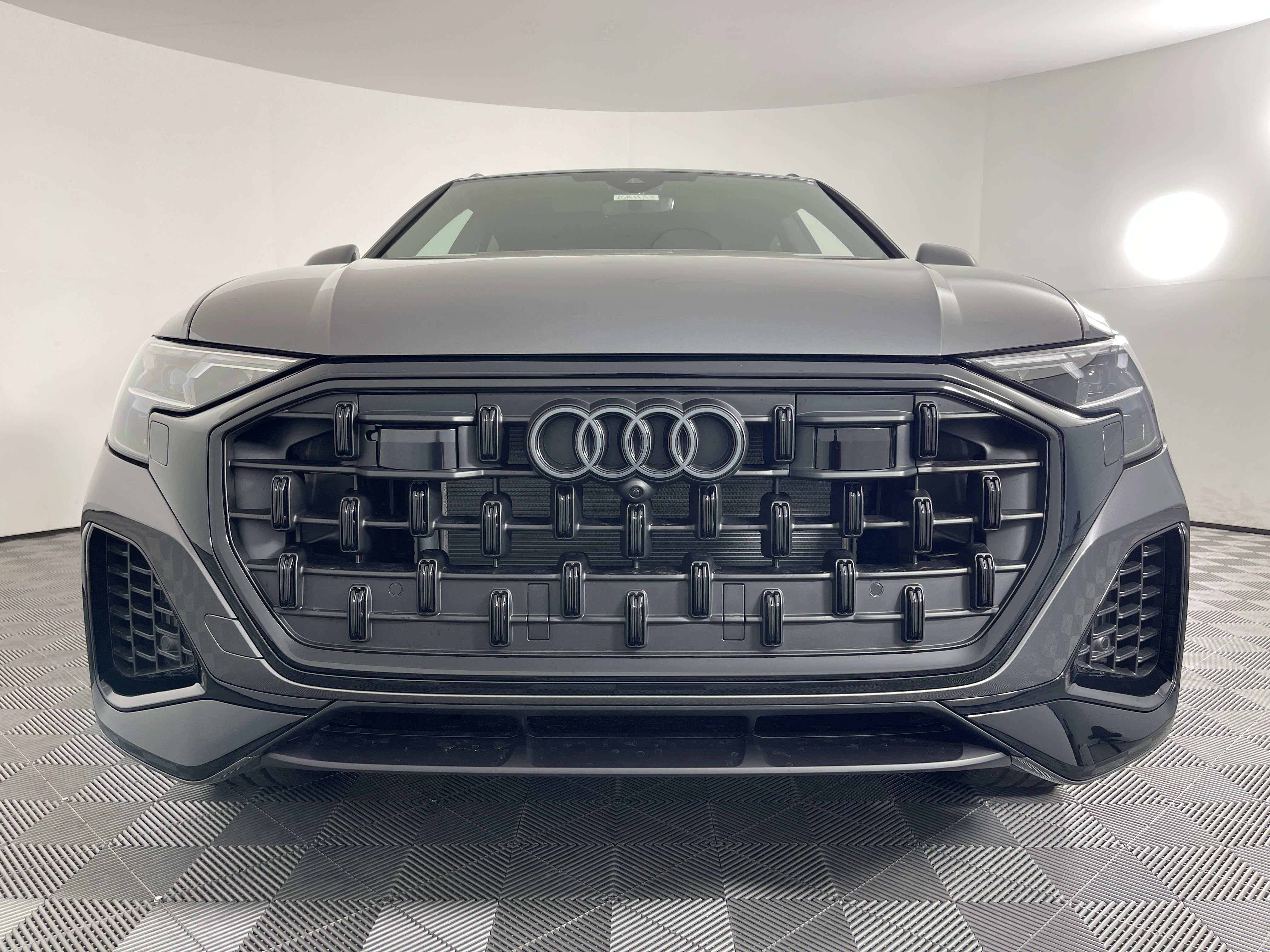 New 2025 Audi Q8 Premium Plus image 9