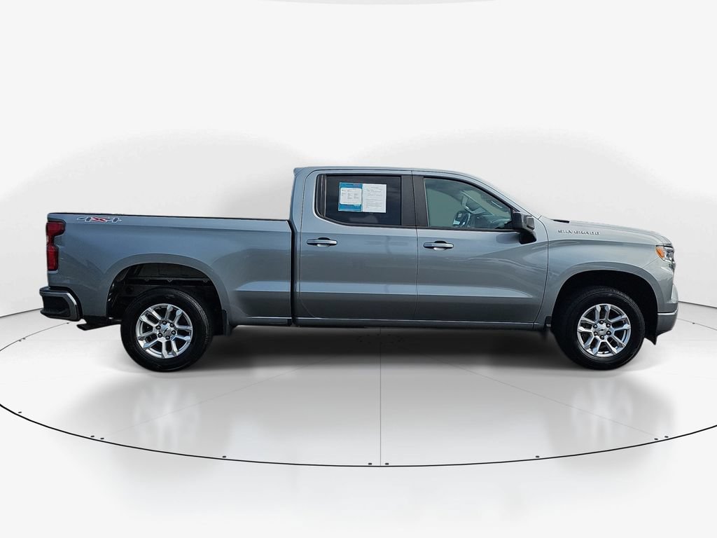 Used 2023 Chevrolet Silverado 1500 RST AWD/4WD image 5